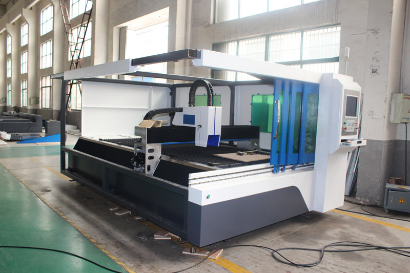 Máy cắt laser sợi kim loại IPG 1000W